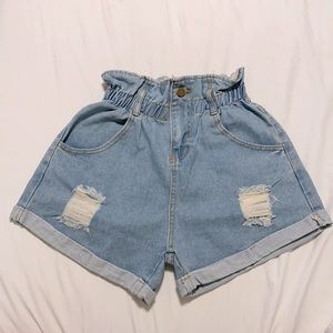 Paper-bag high waisted denim shorts